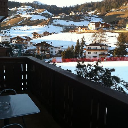 Hotel Serena เซลวาดีวัลการ์เดนา ภายนอก รูปภาพ